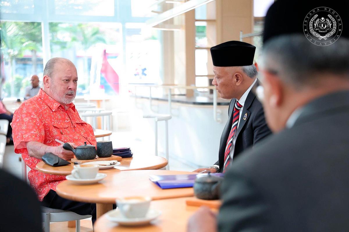 King grants audience to new Johor State Secretary