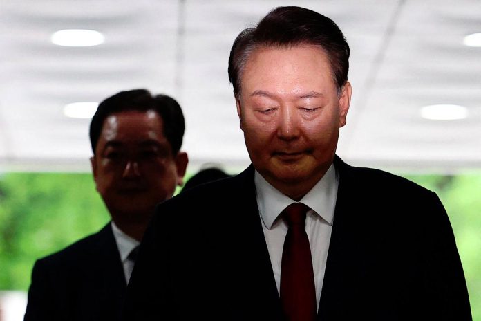 S.Korean court orders fresh arrest of ex-president Yoon over martial law bid