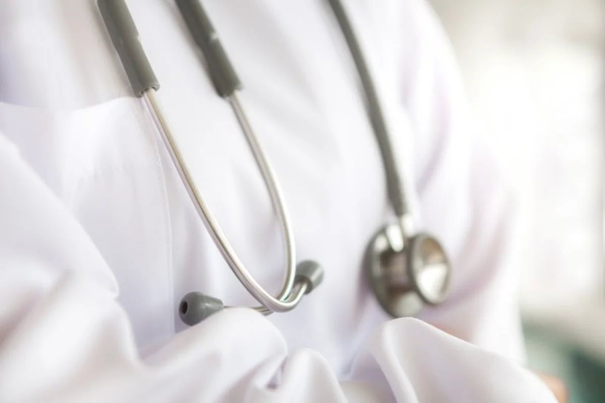 “Hospitals are not hotels!” — Doctor’s viral rant on families who ‘dump’ parents sparks outrage “Hospitals are not hotels!” — Doctor’s viral rant on families who ‘dump’ parents sparks outrage