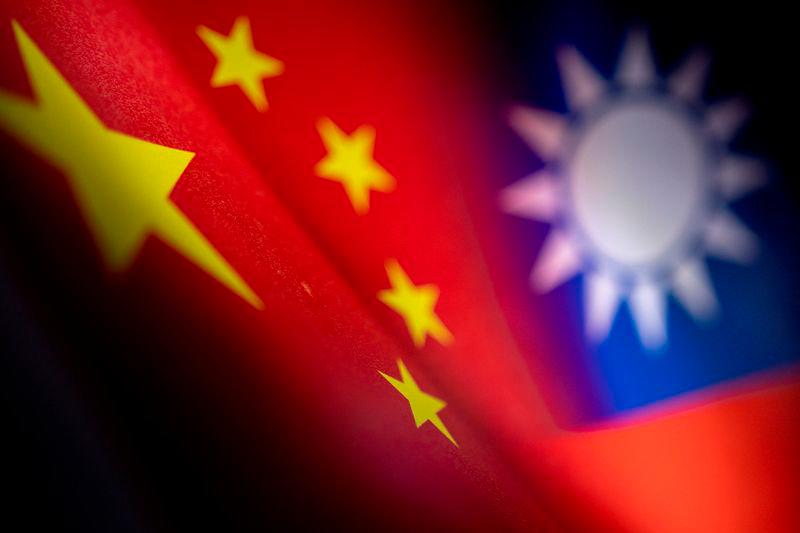 Taiwan says China opening flight path raises regional unease Taiwan says China opening flight path raises regional unease