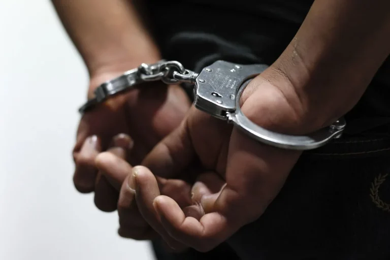 Three held for selling fake medical leave certificates in Pekan