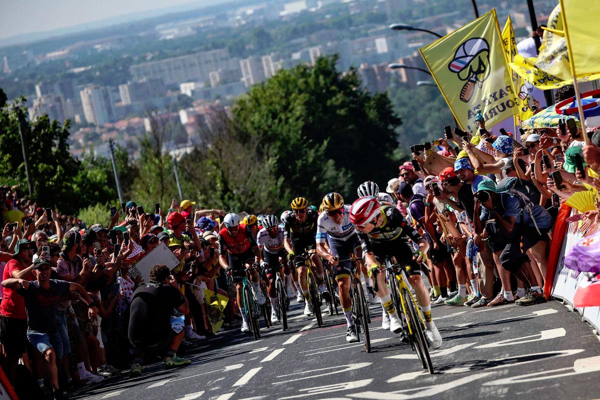 Pro-Palestinian protester arrested at Tour de France in Toulouse Pro-Palestinian protester arrested at Tour de France in Toulouse
