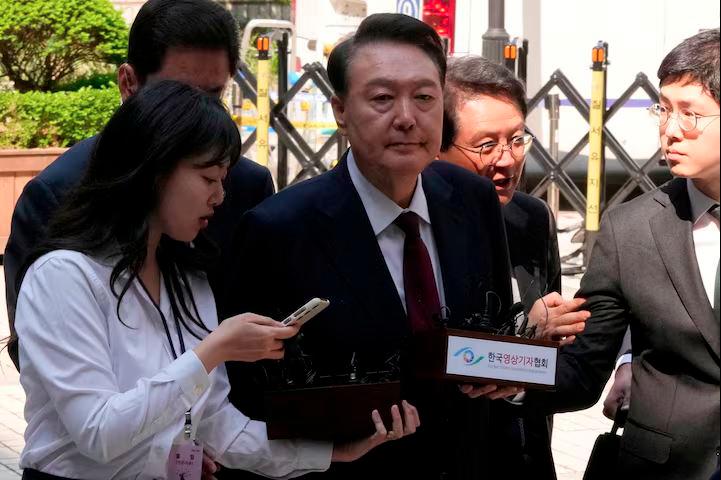 South Korea ex-leader Yoon’s lawyers challenge detention legality South Korea ex-leader Yoon’s lawyers challenge detention legality