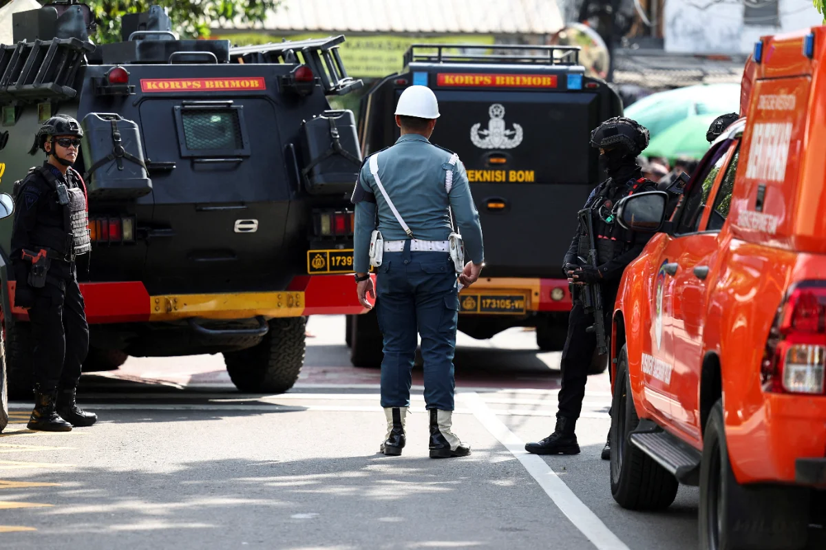 Explosion at Jakarta mosque injures 54 during Friday prayers Explosion at Jakarta mosque injures 54 during Friday prayers