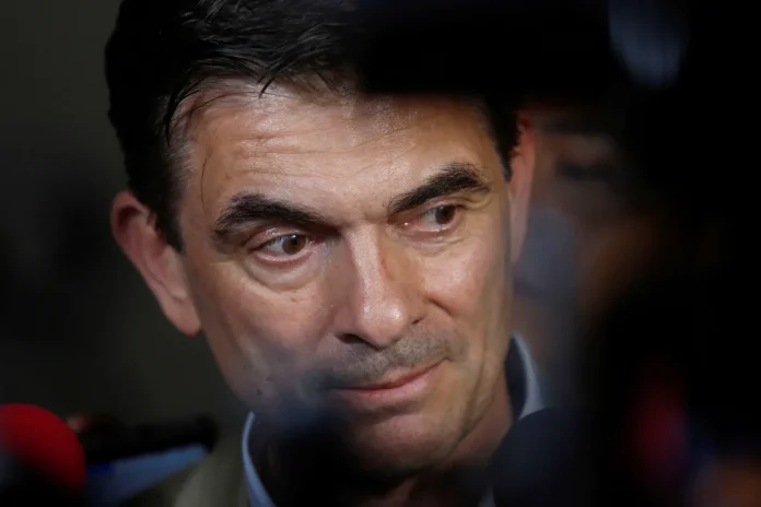 Bolivia's new president faces economic crisis and fractured congress