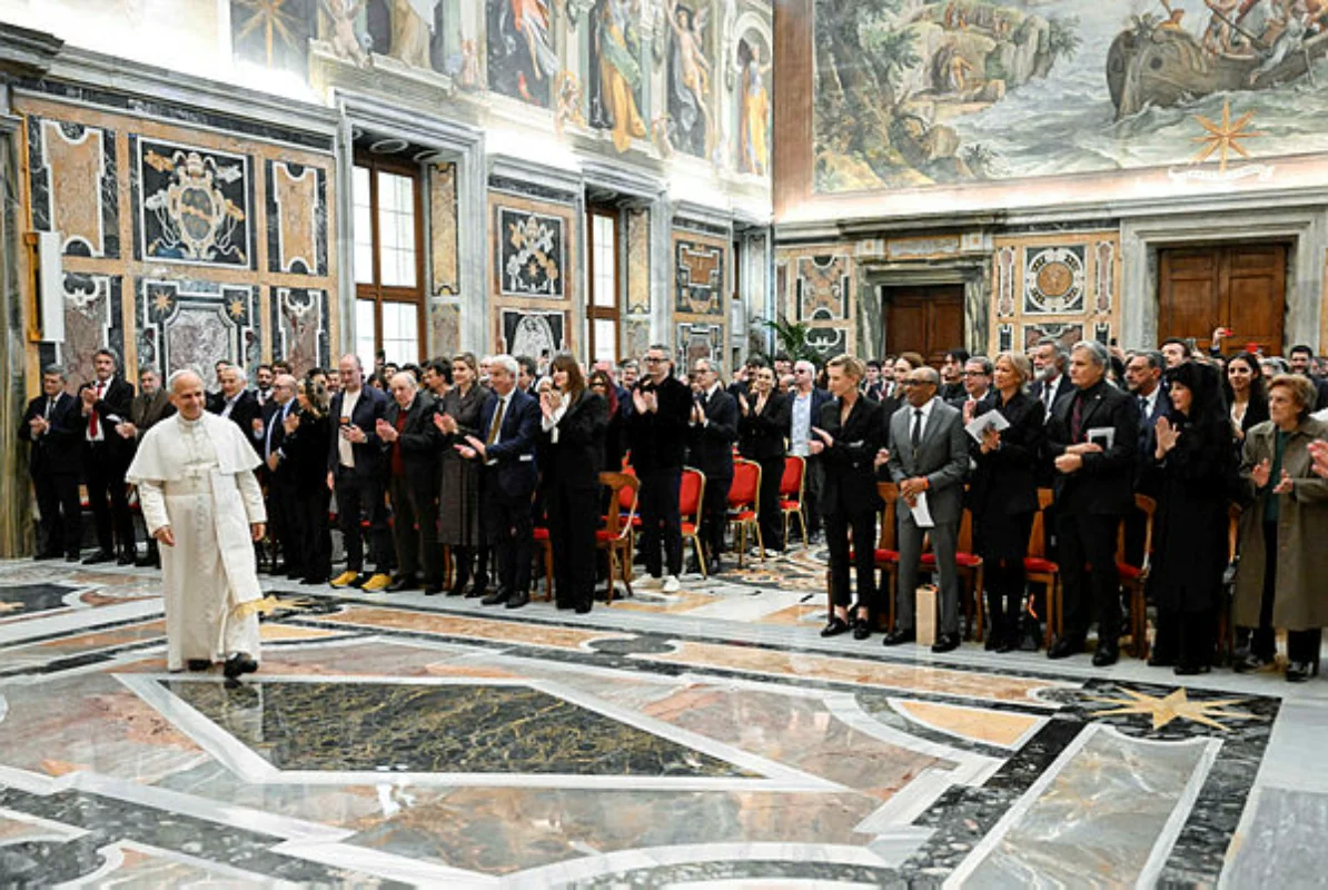 Pope warns of cinema decline, urges filmmakers to resist algorithms Pope warns of cinema decline, urges filmmakers to resist algorithms