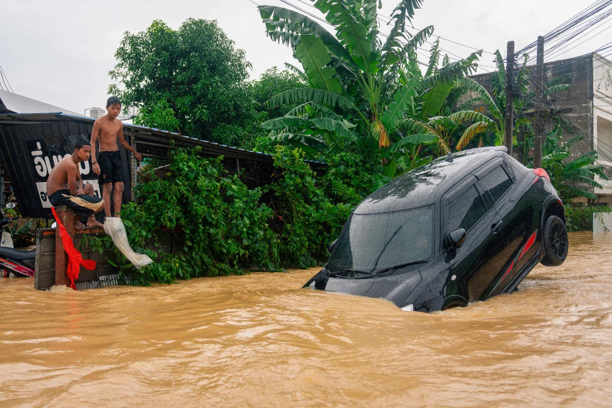 206_atlet_dan_pegawan_negara_dipindah_ke_Bangkok_susulan_banjir 206 atlet dan pegawan negara dipindah ke Bangkok susulan banjir
