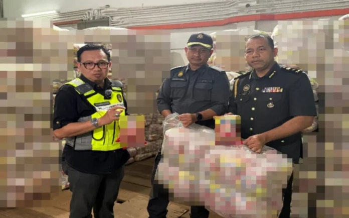 22_700_unit_produk_kacang_disita_kerana_logo_halal_tanpa_kebenaran 22,700 unit produk kacang disita kerana logo halal tanpa kebenaran