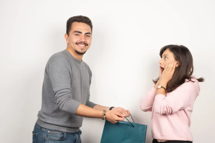 32-year-old BMW owner shares why college student chose him over her boyfriend