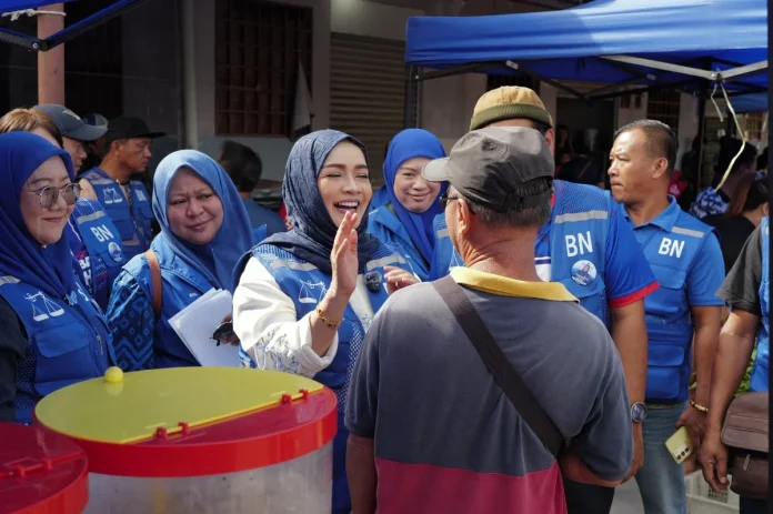 Rain fails to disrupt early voting in Sabah state election