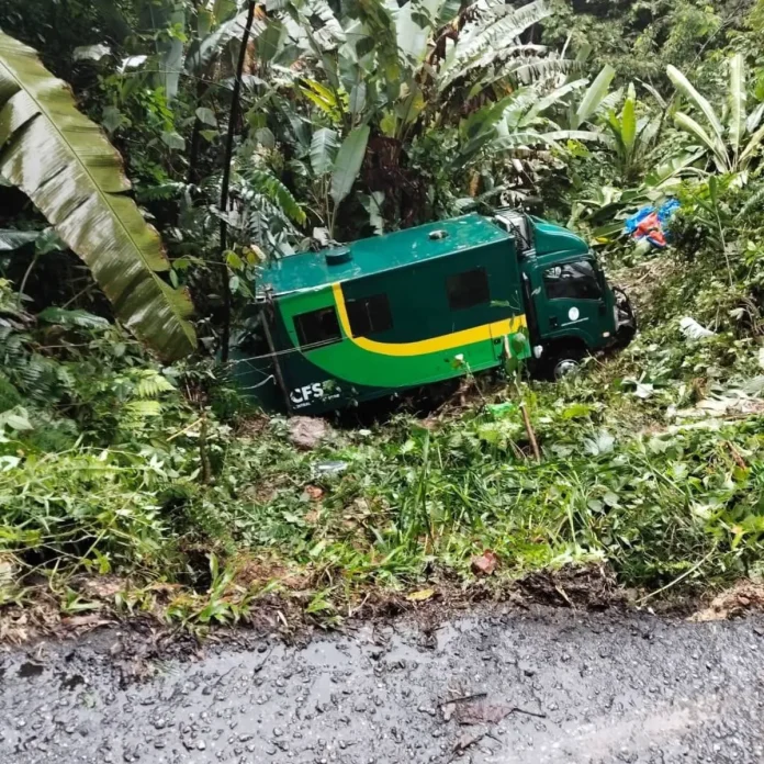 587612340-1342608190650429-7381241655061087766-n Lorry accident Tapah