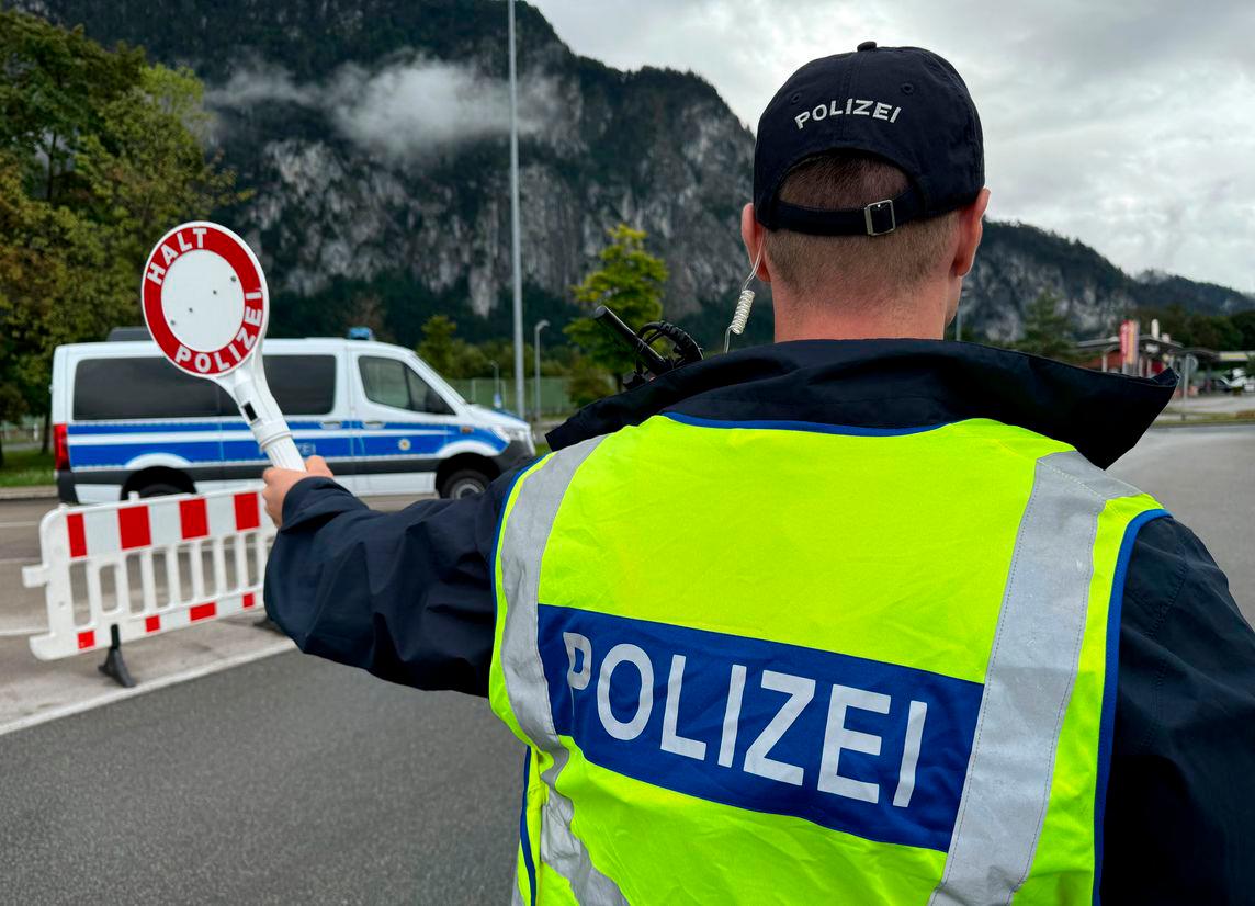 Poland says to impose checks on German border to stop irregular migrants