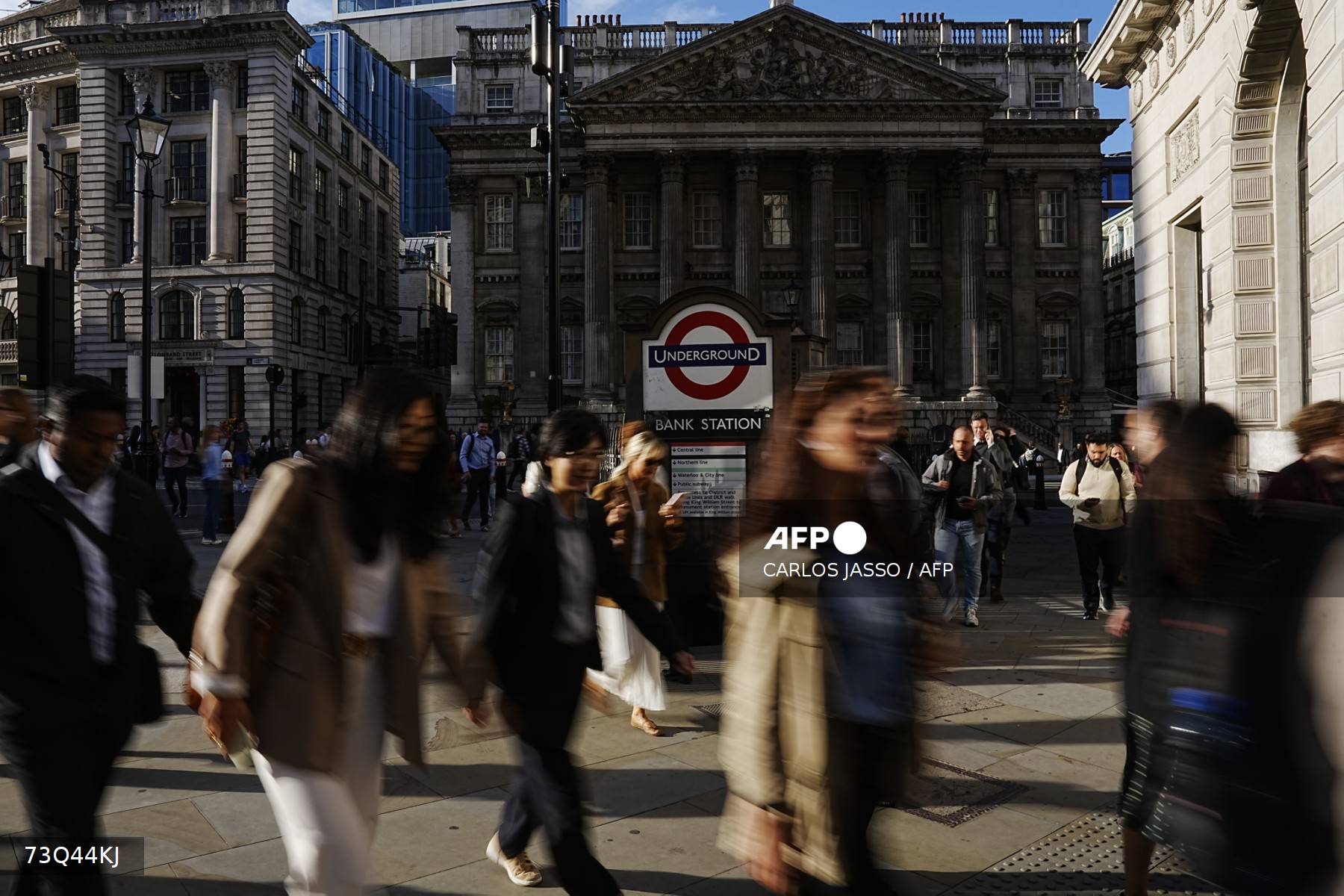 London Underground strike ends as union secures three-year pay deal London Underground strike ends as union secures three-year pay deal