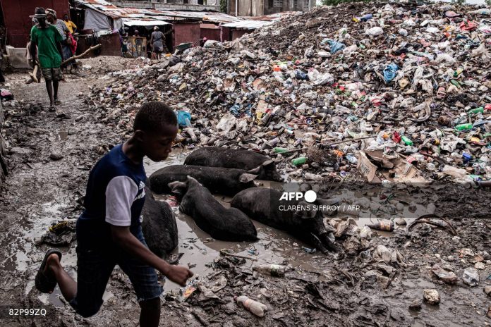 HAITI-WEATHER-CLIMATE-HURRICANE-MELISSA Hurricane left millions of tons of debris in Jamaica: UN