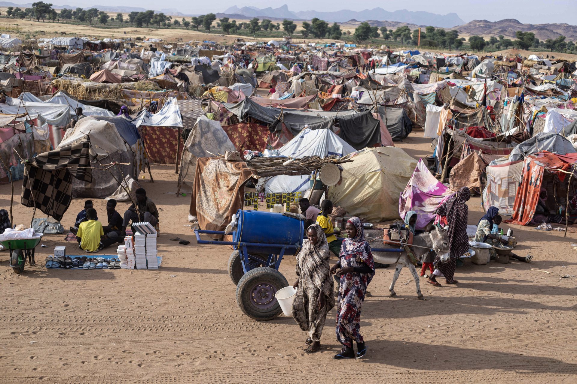 AFPpix Survivors describe horror movie escape from Sudan's El-Fasher