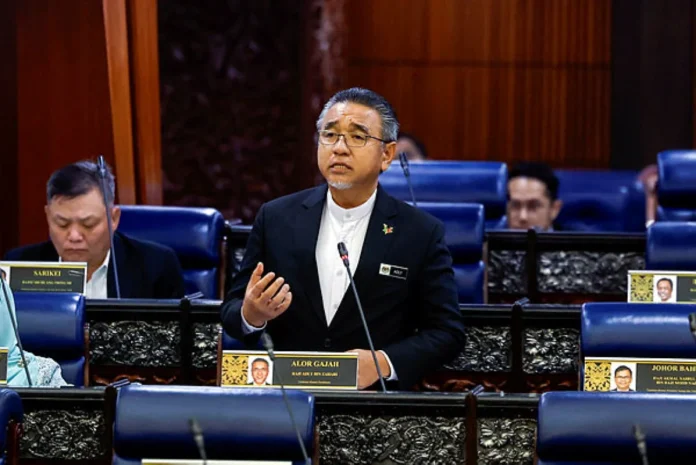 Malaysia maintains neutrality despite military exercises with US and Australia