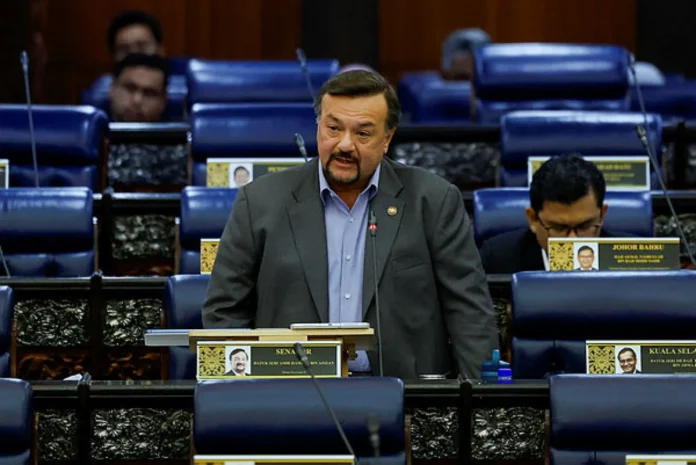 MOF denies Petronas takes 95% of Borneo oil revenue claim