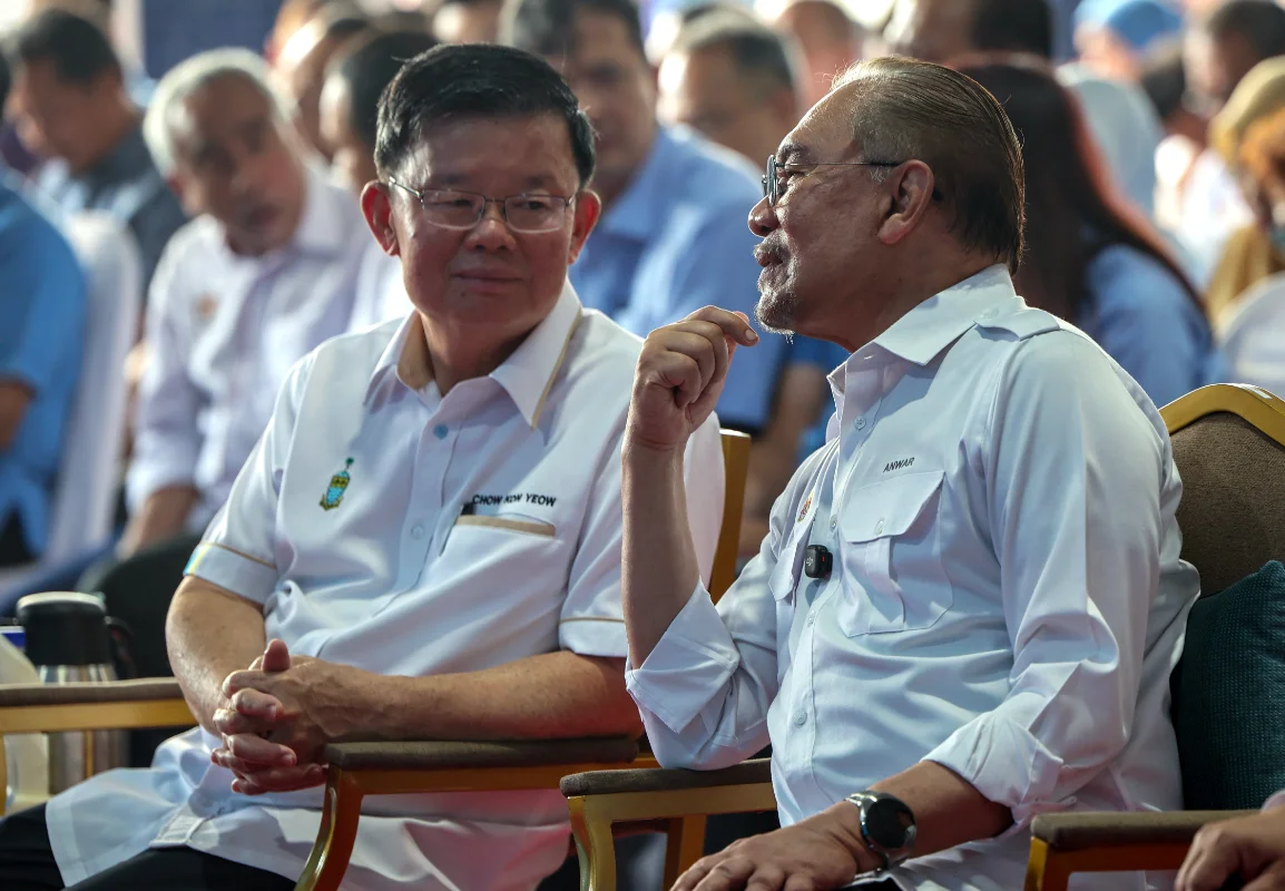 Anwar_launches_RM1_2_billion_Penang_traffic_dispersal_project Anwar launches RM1.2 billion Penang traffic dispersal project
