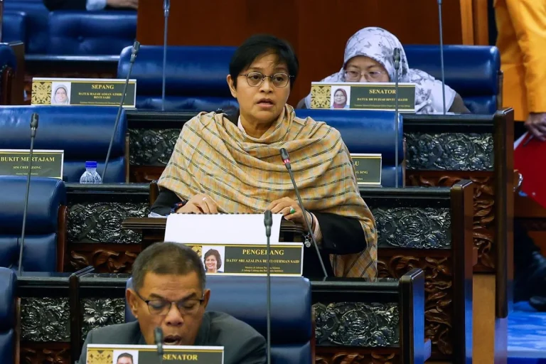 RUU antibuli dibentang 1 Disember