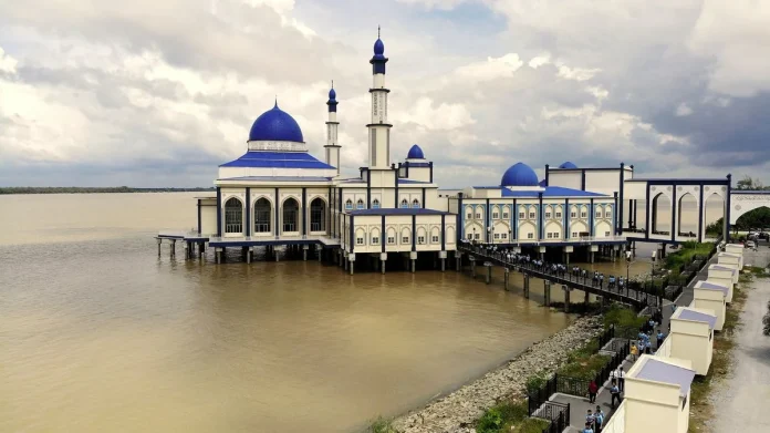 Bagan Datuk offers unique natural wonders and tourism experiences