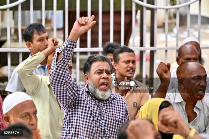 Bangladesh dockers strike over foreign takeover of key port