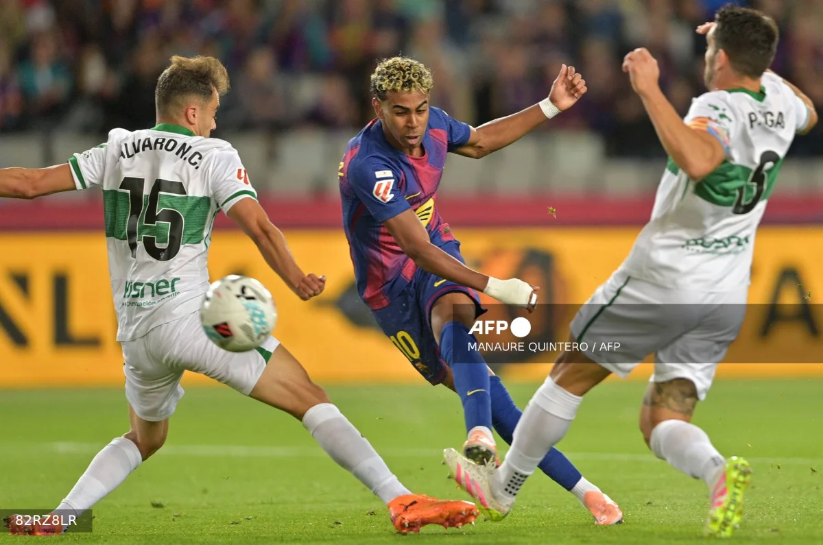 Barcelona_beat_Elche_3-1_to_recover_from_Clasico_defeat_in_La_Liga