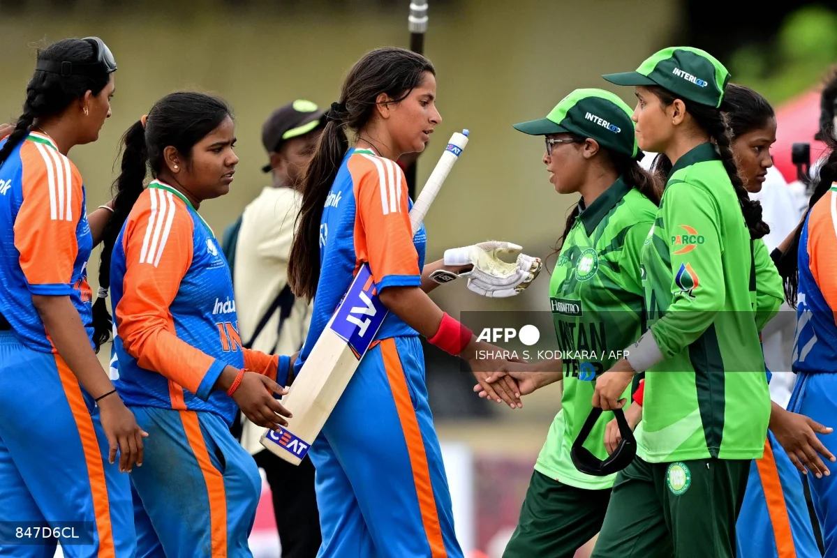 Blind_women_s_cricket_breaks_India-Pakistan_tensions_with_handshakes