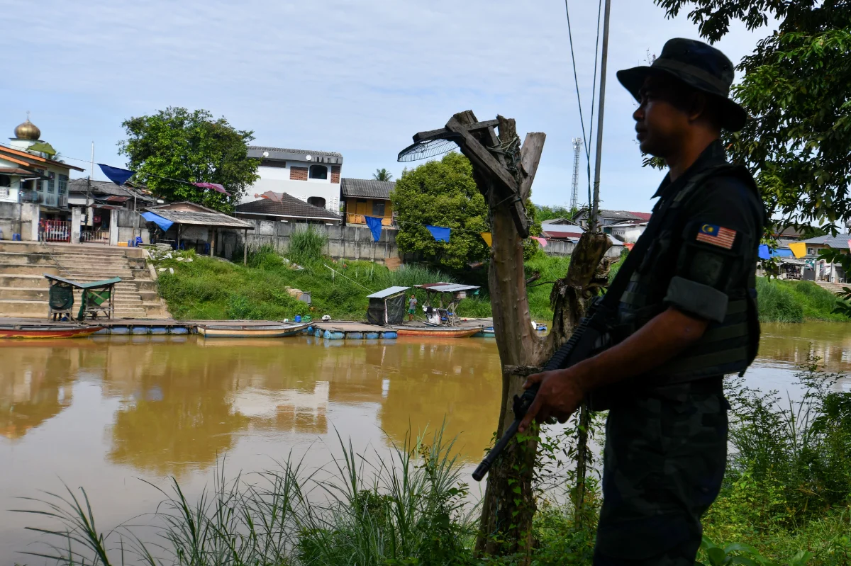 Personal ties hinder border enforcement