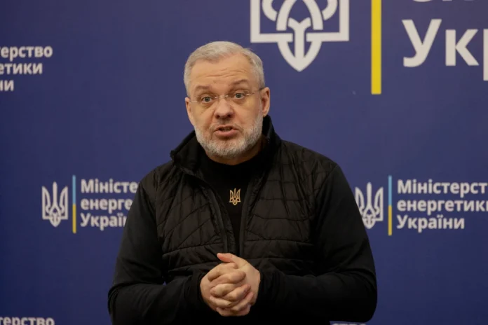Ukraine suspends justice minister in $100 million energy corruption scandal