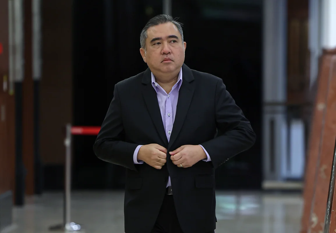 Government considers showing airfare subsidy for festive flights to East Malaysia