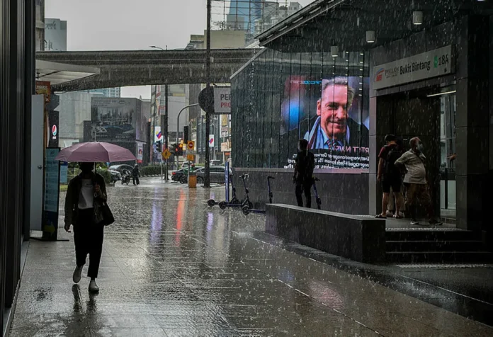 Amaran hujan berterusan tahap waspada di Labuan dan Sabah
