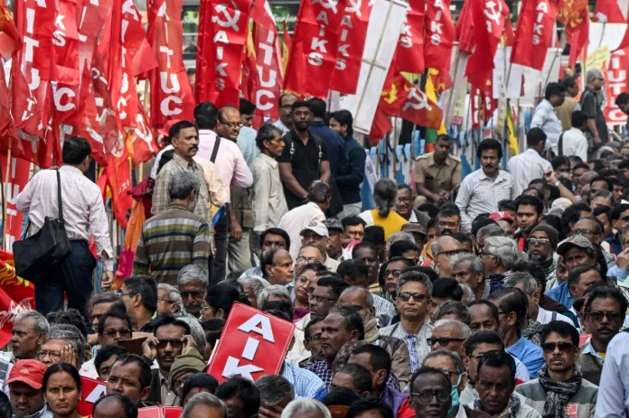 Thousands of Indian workers protest new labour codes