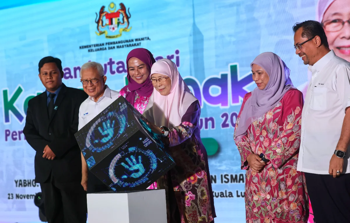 JKM_sets_Malaysia_record_for_largest_child_protection_advocacy_programme