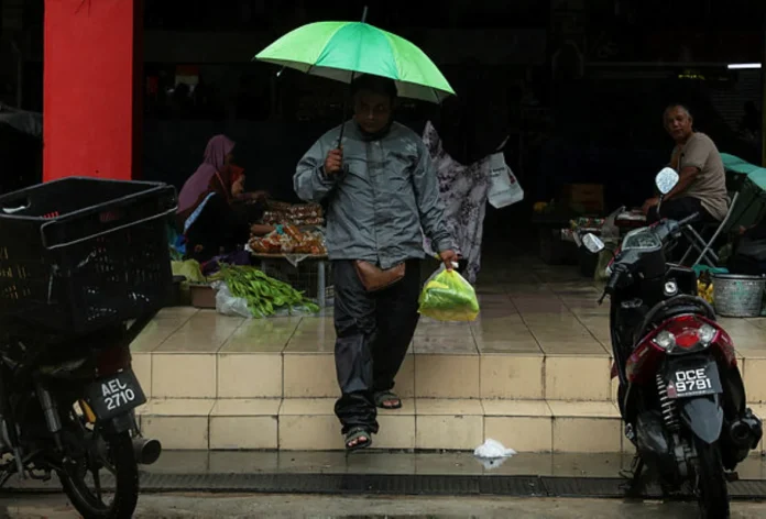 MetMalaysia Issues Continuous Rain Warning for Six States