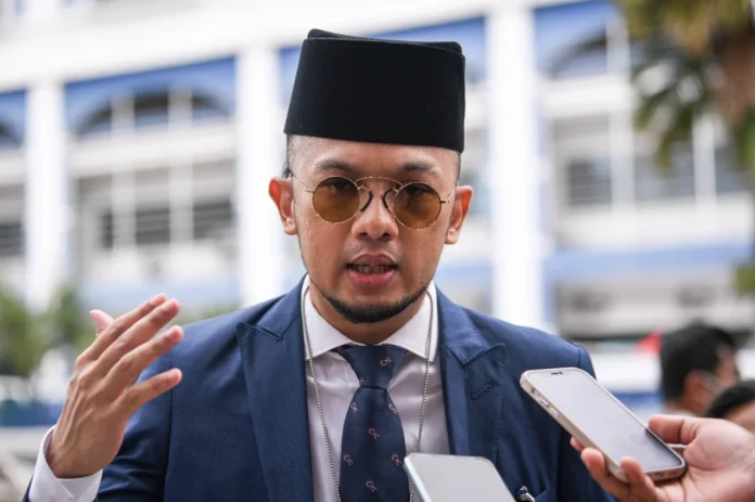 Court orders influencer Caprice to remove defamatory posts about coach Murad