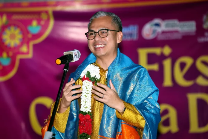 Lembah Pantai Deepavali Fiesta promotes unity with community spirit