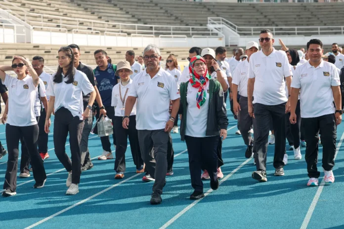 Pahang Sultan donates RM60,000 to national athletes welfare foundation