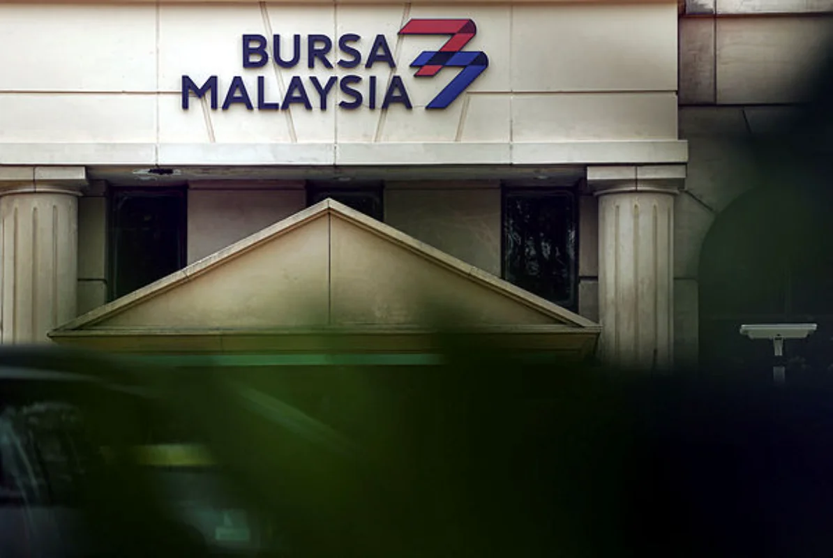Bursa Malaysia gains for third day as ringgit strengthens Bursa Malaysia gains for third day as ringgit strengthens