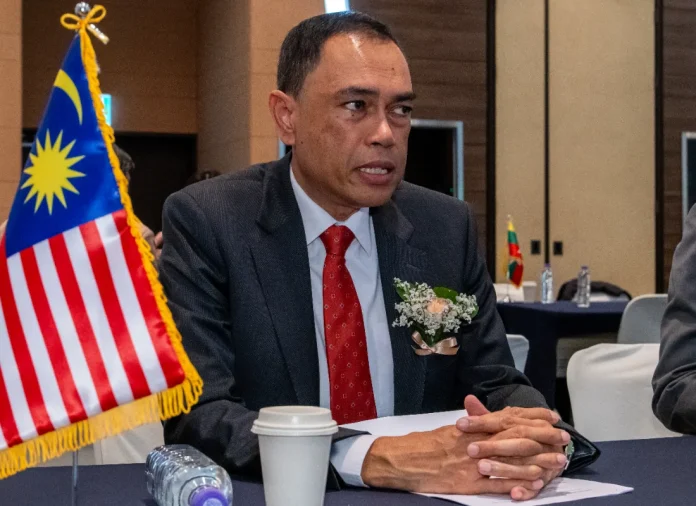 Malaysia's embassy in Seoul hosted Festival Malaysia, attracting 7,000 visitors with cuisine, performances, and tourism promotions for Visit Malaysia 2026.