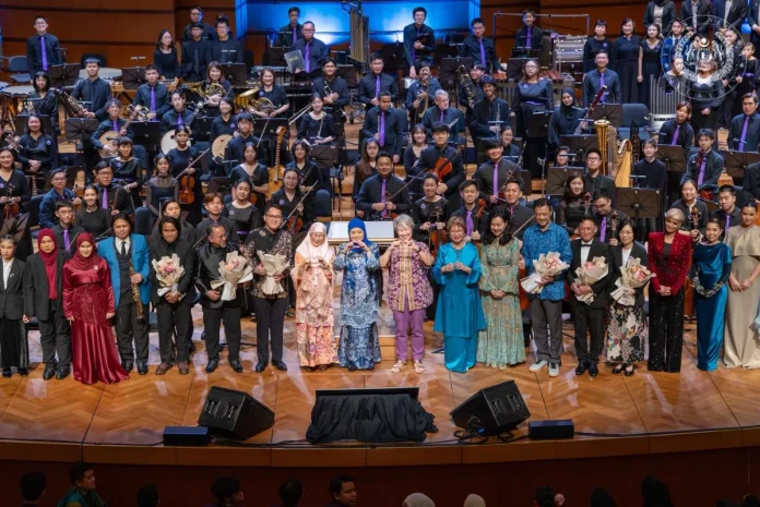Konsert_Symphony_of_Friendship_2_0_simbol_kerjasama_Malaysia-Singapura