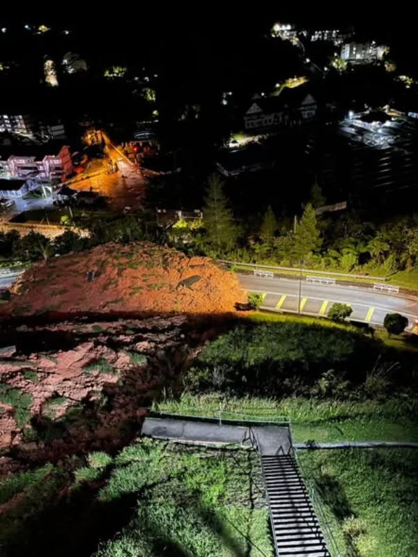 Landslide blocks access to Cameron Highlands apartment, affects 700
