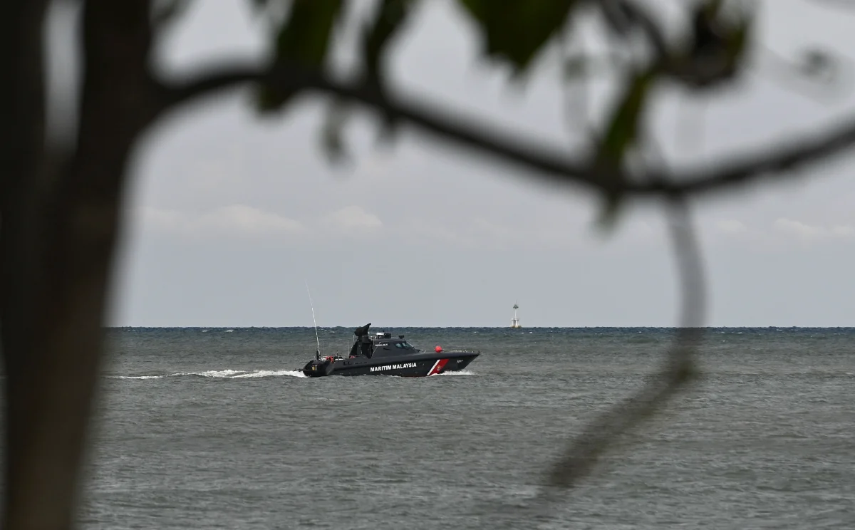 Langkawi_boat_capsizes__MMEA_launches_search_and_rescue_operation