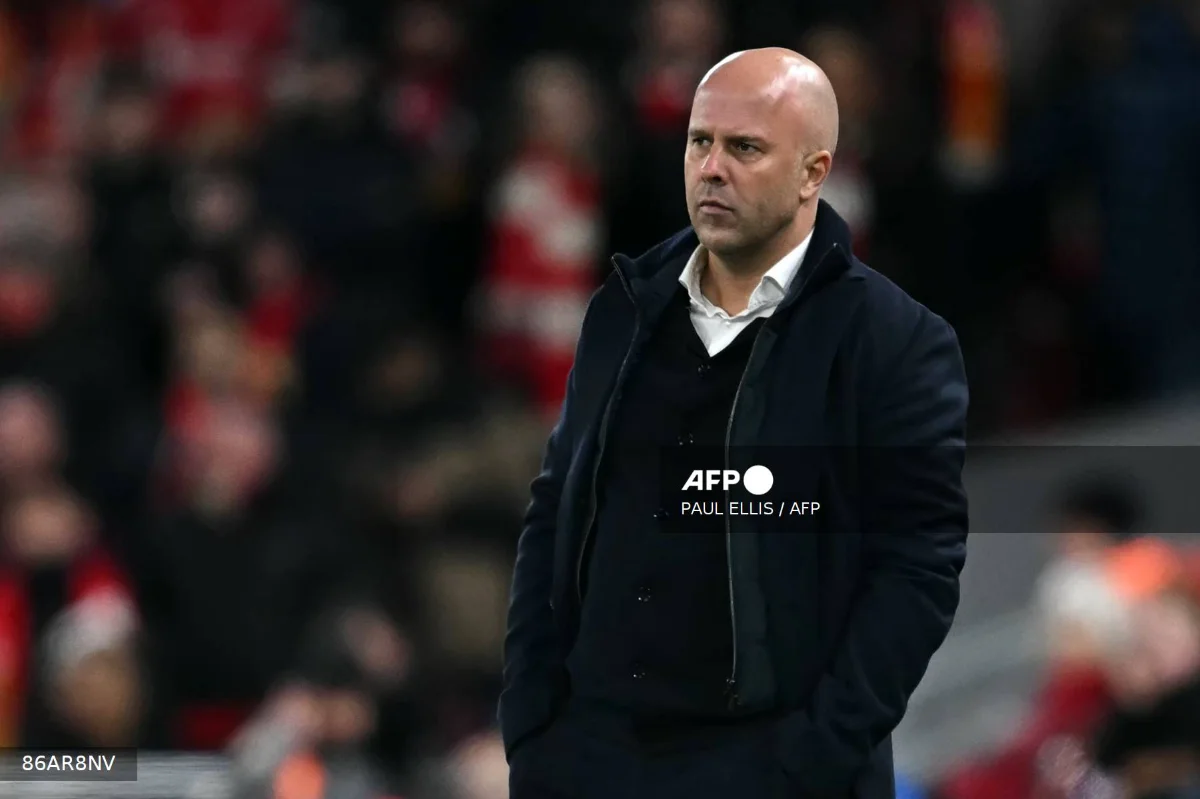 Liverpool_boss_vows_to_keep_fighting_amid_deepening_crisis