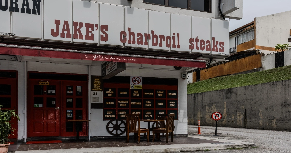 Realising culinary dreams Jake’s charbroil steaks is the first jake’s outlet.