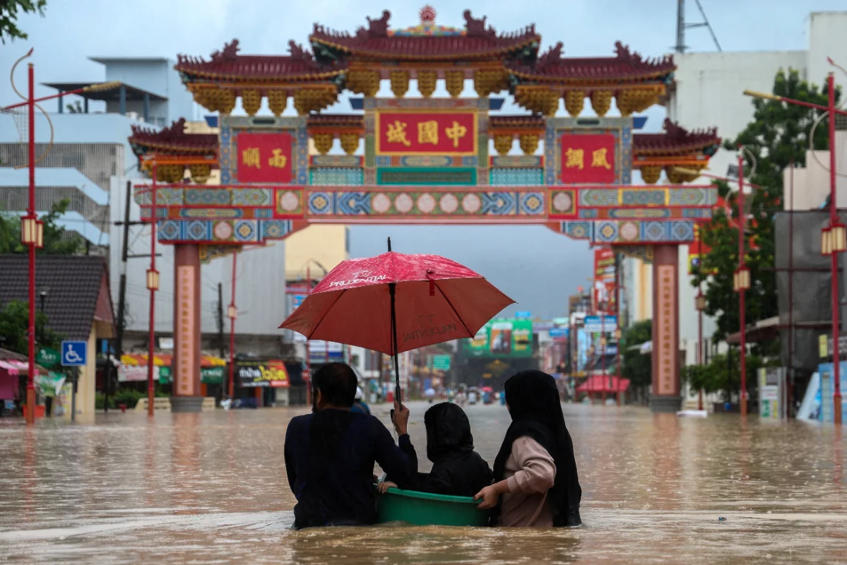 Malaysia_ready_to_assist_Thailand_with_flood_crisis_if_needed
