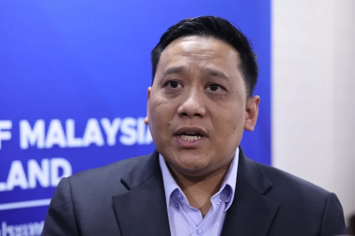 Malaysian consulate advises postponing travel to flooded southern Thailand