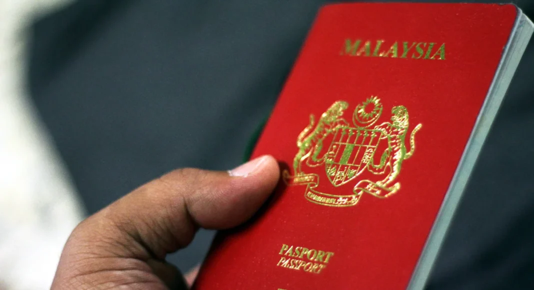 Pasport Malaysia naik tangga ketiga dunia dalam ranking 2025