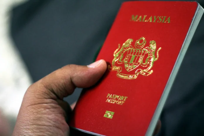 Pasport Malaysia naik tangga ketiga dunia dalam ranking 2025