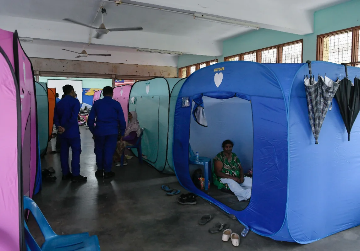 Over_280_flood_victims_remain_at_relief_centres_in_Kedah_and_Perak