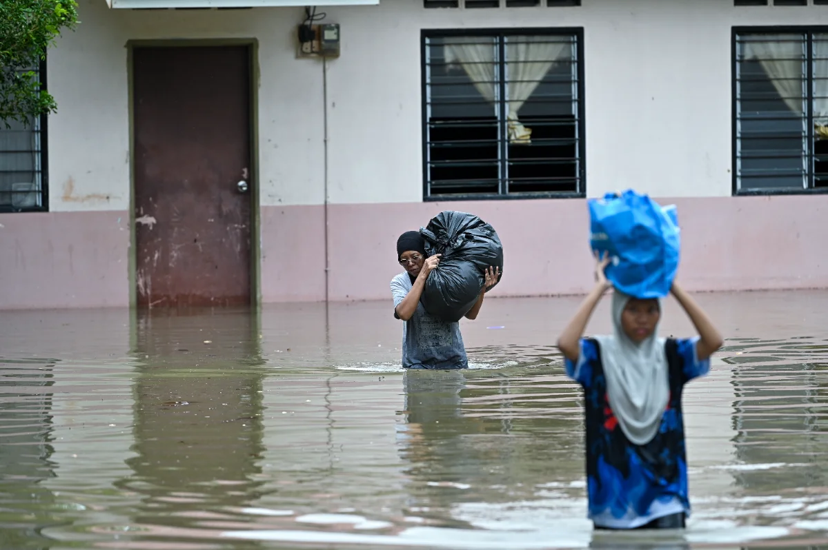 PK16_24112025_BANJIR_PERAK